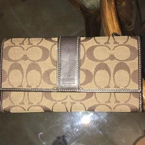 COACH Bill fold monogrammed wallet
